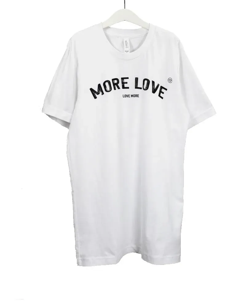 LOVEDRUNKY More Love t-shirt wit met tekst