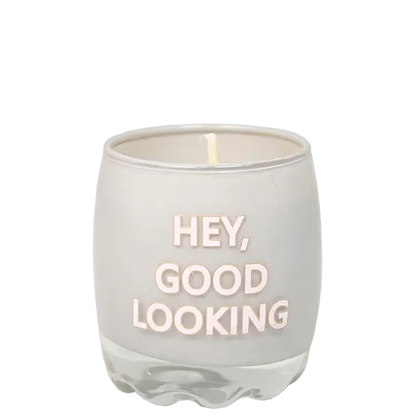 Amiek Hey Good Looking geurkaars amber 20 uur