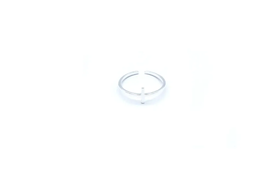 LOVEDRUNKY Ring Cross ring zilver subtiel